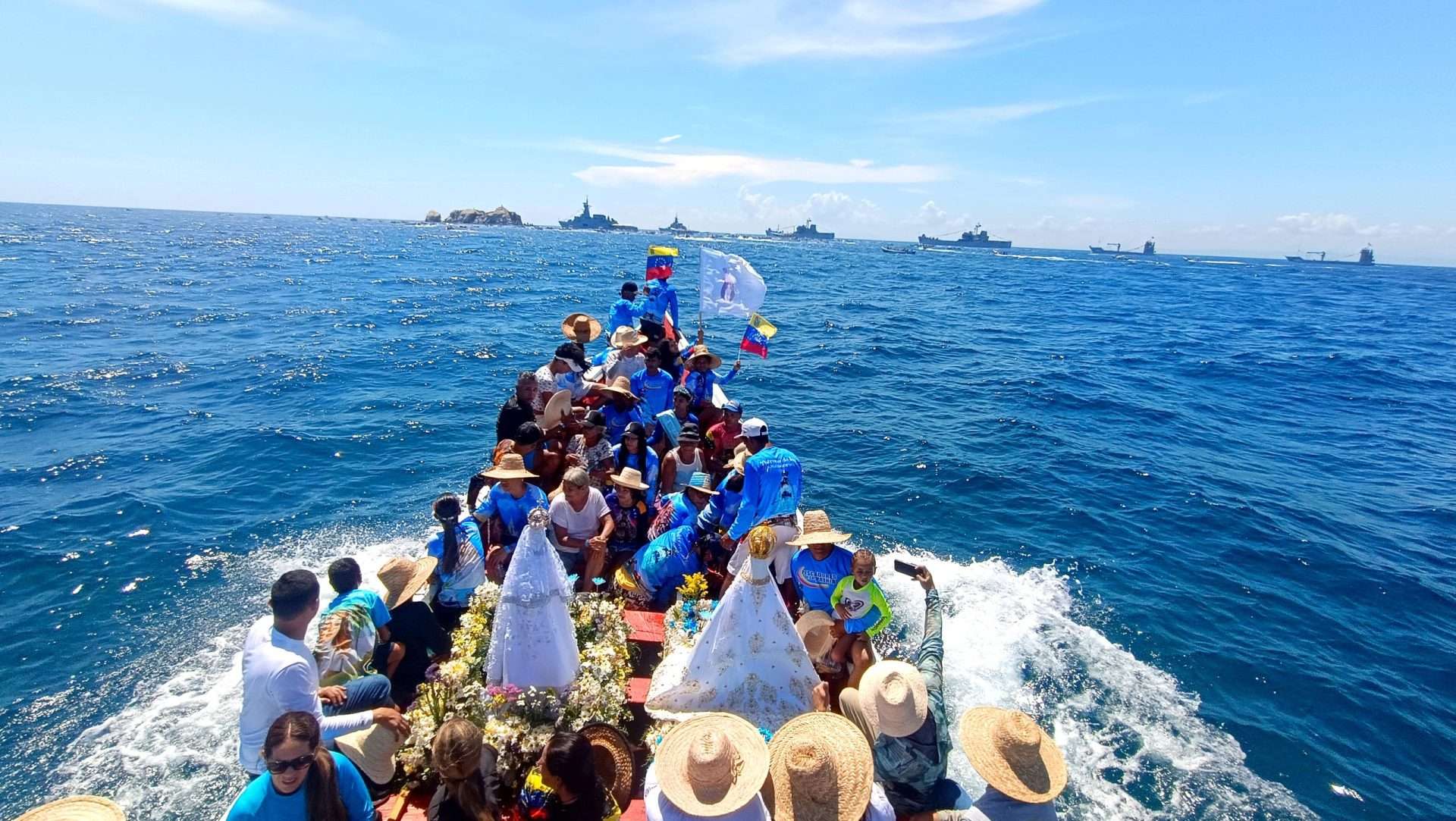 Paseo marítimo en honor a la Virgen del Valle en Nueva Esparta
